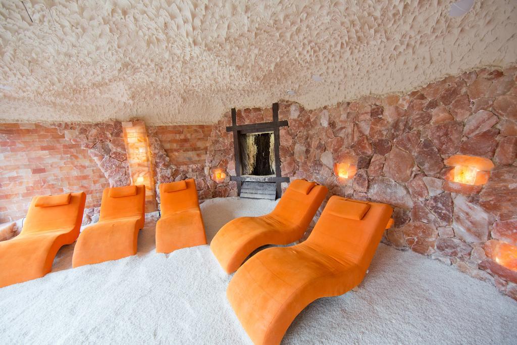 Pensjonat Lysica Wellness & Spa シフィエンタ・カタジナ エクステリア 写真
